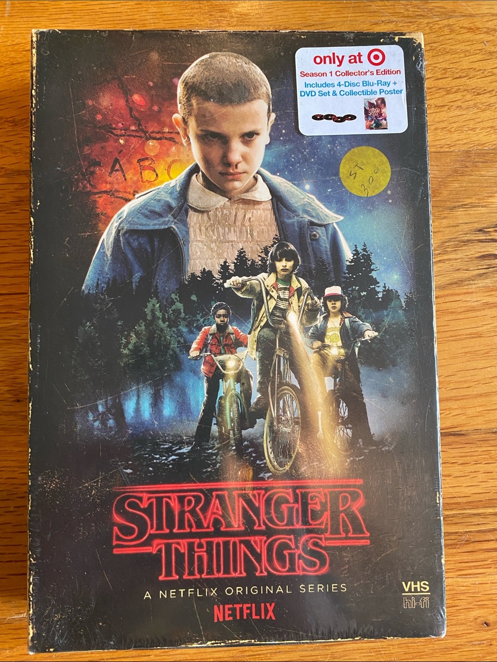 NIB Netflix Stranger Things Season 1 Collector’s Edition dvd set w/poster